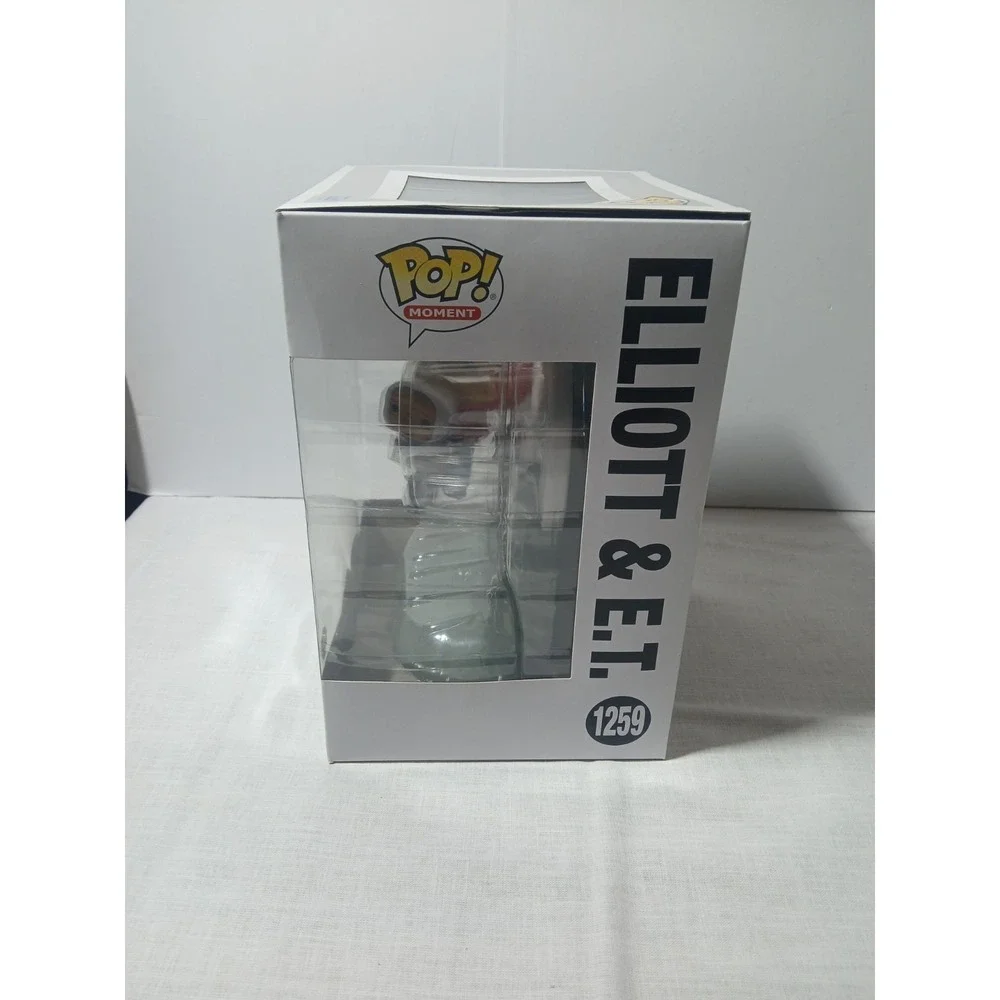 Funko Pop! Pop Moment Elliott & E.T.  #1259